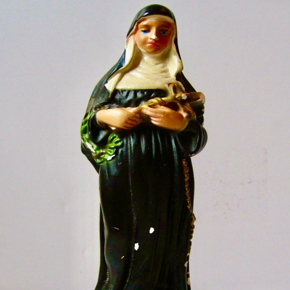 VTG St Rita Plaster Columbia Statue Figure Patron of Impossible Causes ITALY - Picture 2 of 7